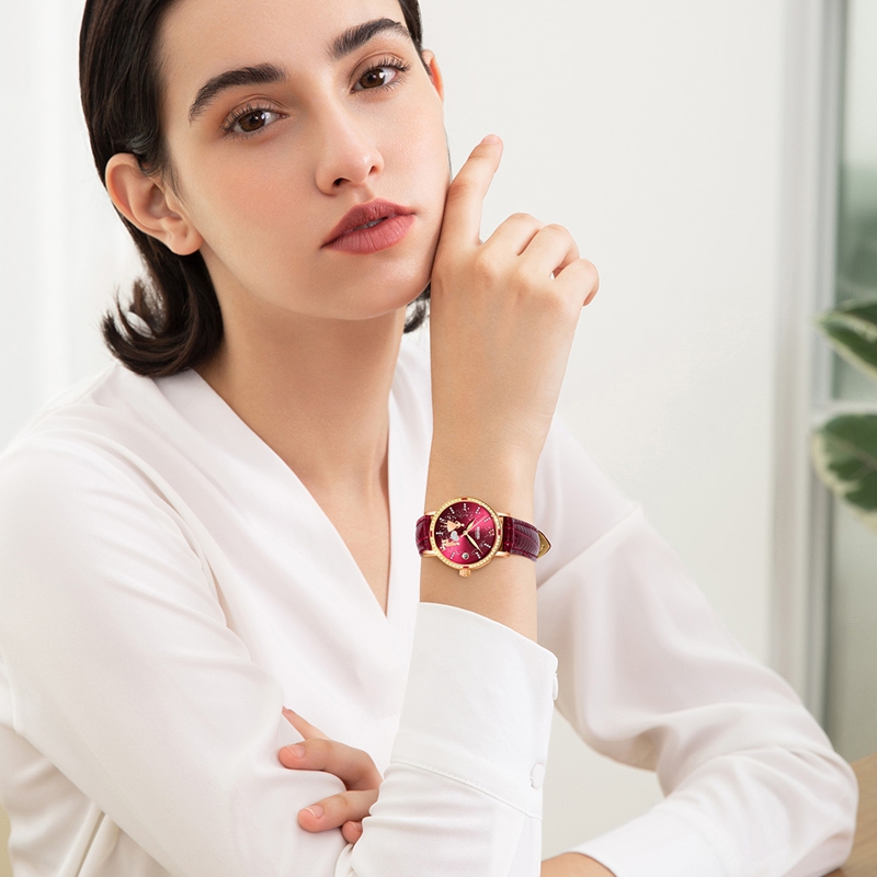 賓爵表教你如何處理石英手表進(jìn)水